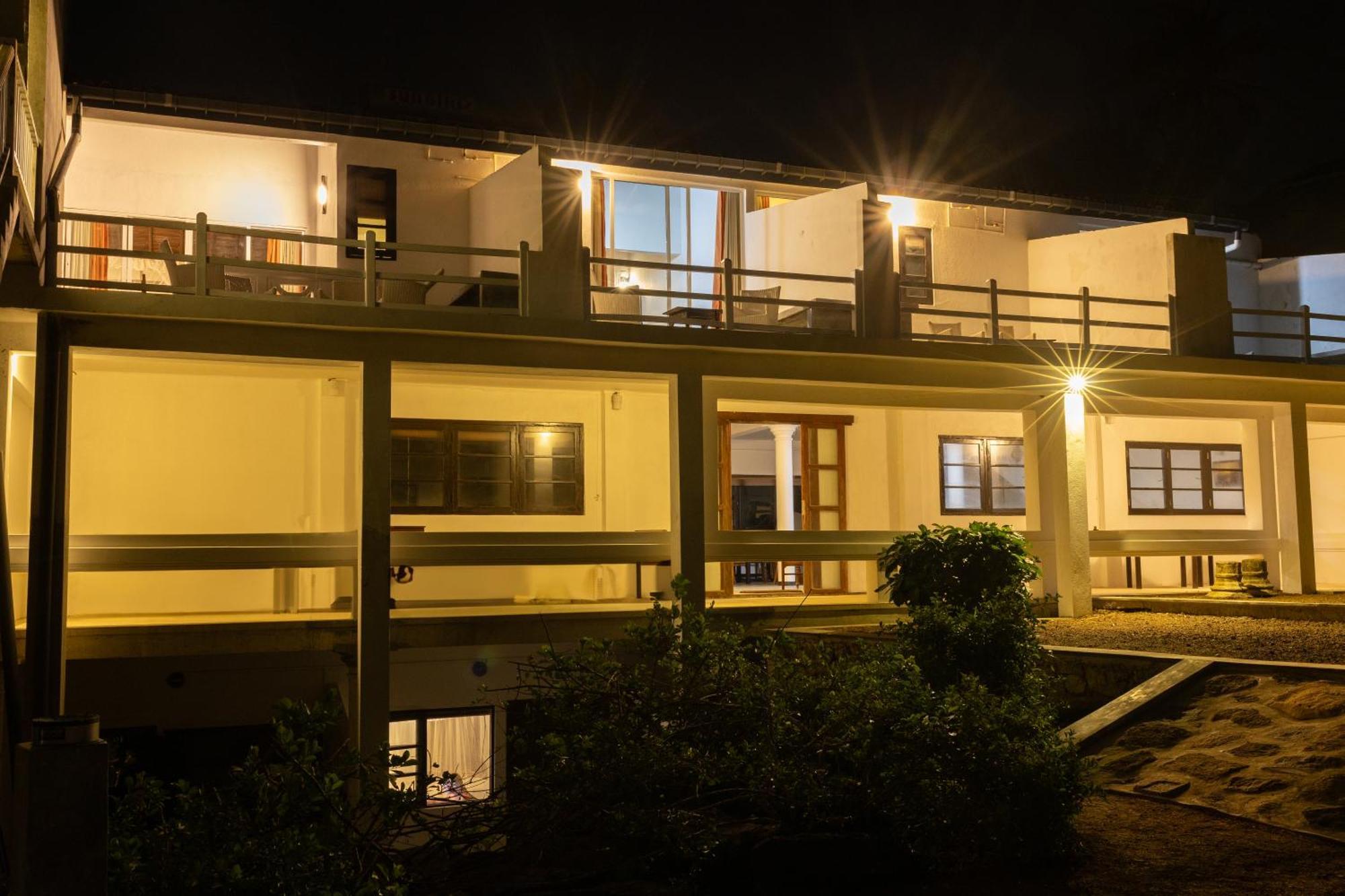אונה ואטונה Hotel Zeilan Sunset Point מראה חיצוני תמונה