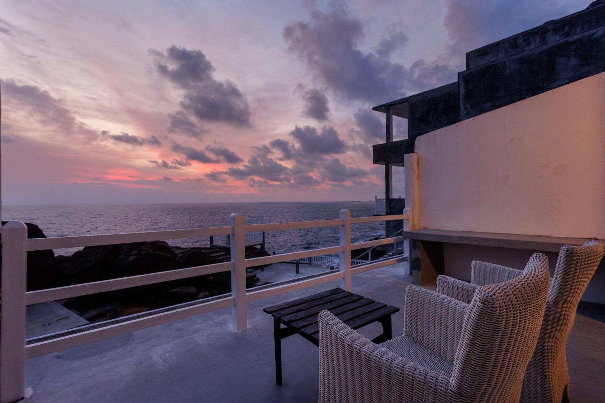 אונה ואטונה Hotel Zeilan Sunset Point מראה חיצוני תמונה
