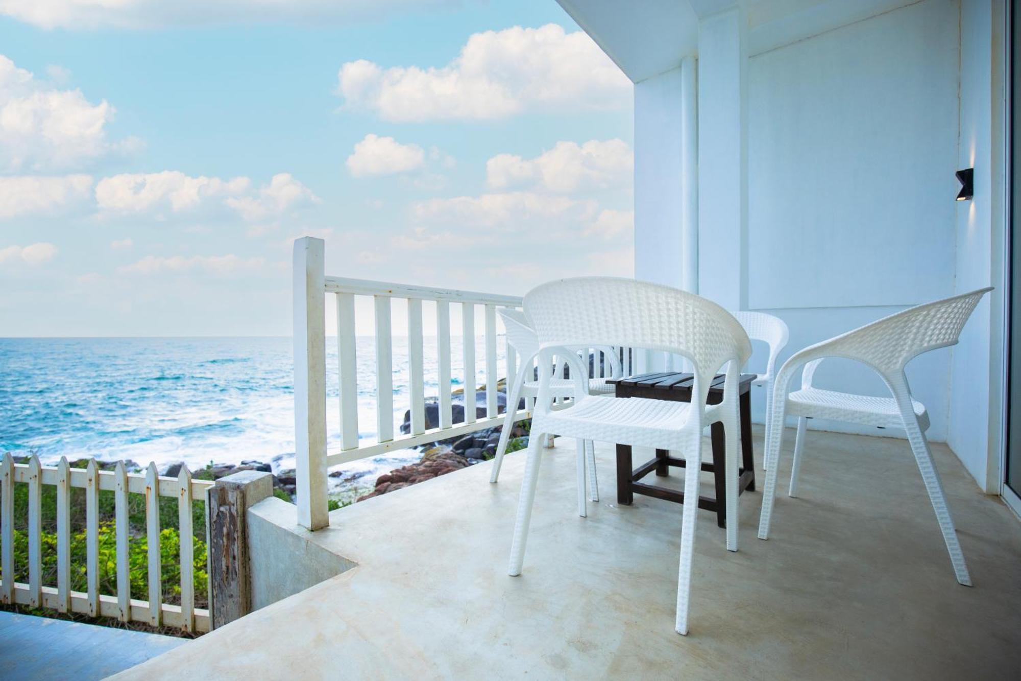 אונה ואטונה Hotel Zeilan Sunset Point מראה חיצוני תמונה